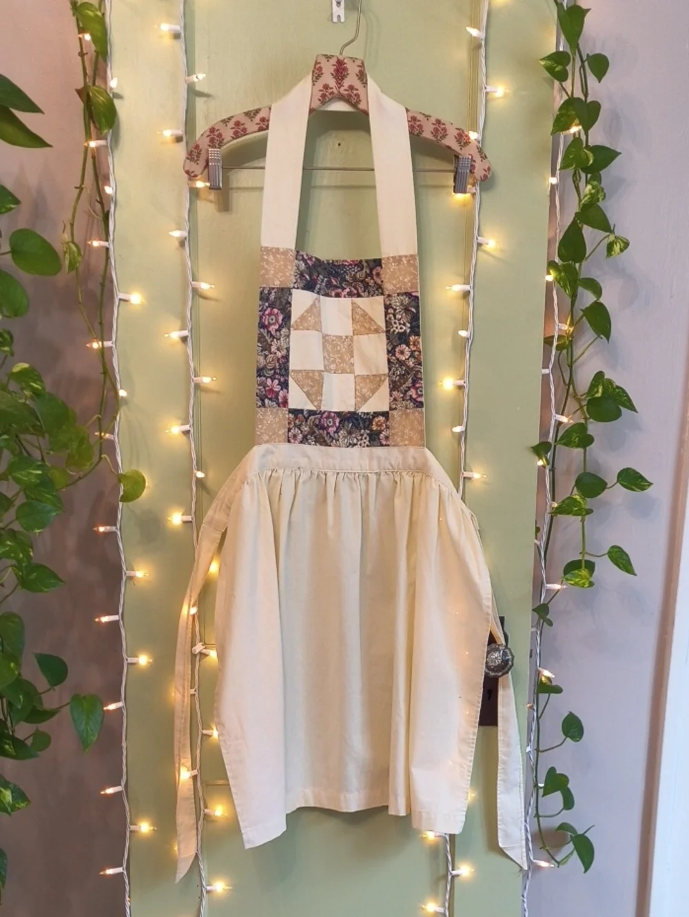 Women's Quilt Apron Cream Navy